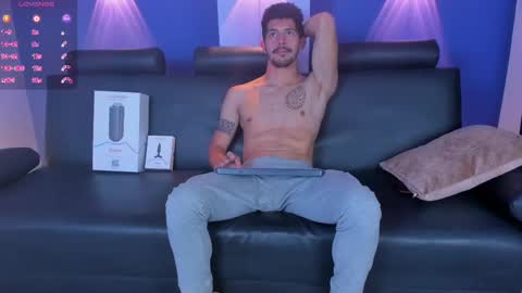 Alejo  online show from February 2025 08:27:02 PM