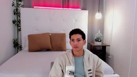 alejo_exotic online show from June 2026 12:18:02 PM