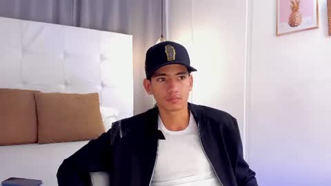 alejo_exotic online show from June 2026 12:26:02 PM