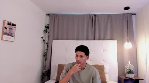 alejo_exotic online show from June 2026 12:17:01 PM