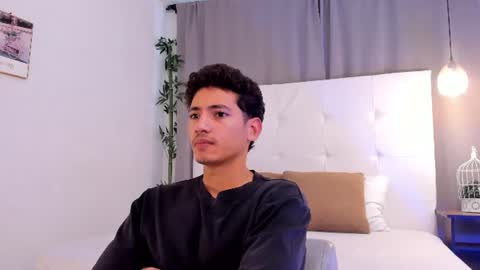 alejo_exotic online show from July 2026 12:30:01 PM