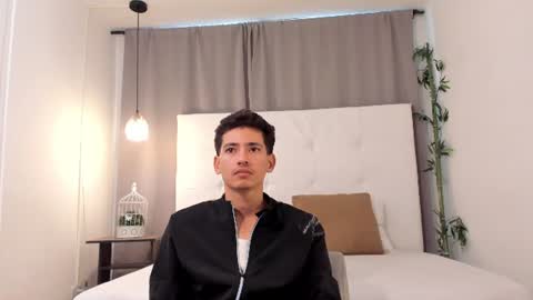 alejo_exotic online show from July 2026 12:34:01 PM