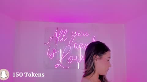 Aleksandra  online show from February 2026 12:26:01 PM