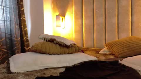 alektra_bryce online show from September 2025 08:34:01 PM