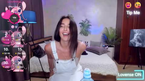 Snapshot of alenacoplan chatting on September 2025 06:31:02 PM AlenaCoplan online show from September 2025 06:31:02 PM