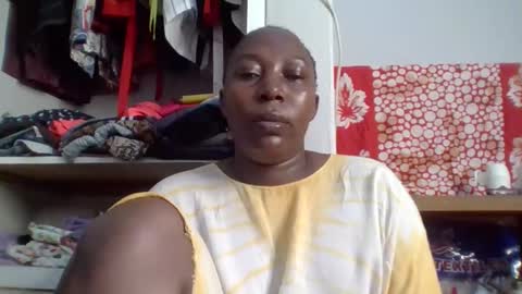 Snapshot of alesha_ chatting on October 2025 07:07:02 AM Noreen Kennth and Emilly online show from October 2025 07:07:02 AM