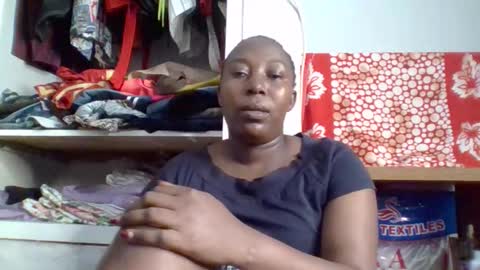 Snapshot of alesha_ chatting on October 2025 06:17:01 AM Noreen Kennth and Emilly online show from October 2025 06:17:01 AM