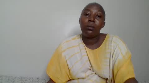 Snapshot of alesha_ chatting on November 2025 07:07:01 AM Noreen Kennth and Emilly online show from November 2025 07:07:01 AM