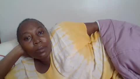 Snapshot of alesha_ chatting on December 2025 07:21:01 PM Noreen Kennth and Emilly online show from December 2025 07:21:01 PM