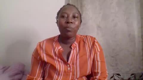 Snapshot of alesha_ chatting on March 2026 05:48:02 PM Noreen Kennth and Emilly online show from March 2026 05:48:02 PM