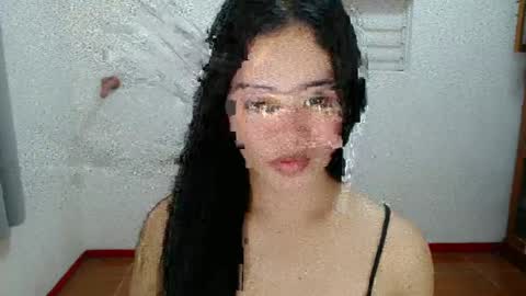 Snapshot of alesha_vibe_me chatting on January 2025 01:31:02 PM alesha_vibe_me online show from January 2025 01:31:02 PM