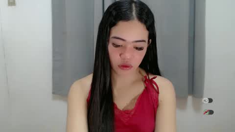 Snapshot of alesha_vibe_me chatting on February 2025 12:30:01 AM alesha_vibe_me online show from February 2025 12:30:01 AM