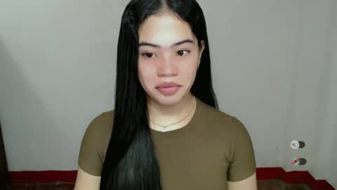 Snapshot of alesha_vibe_me chatting on March 2025 04:27:02 AM alesha_vibe_me online show from March 2025 04:27:02 AM