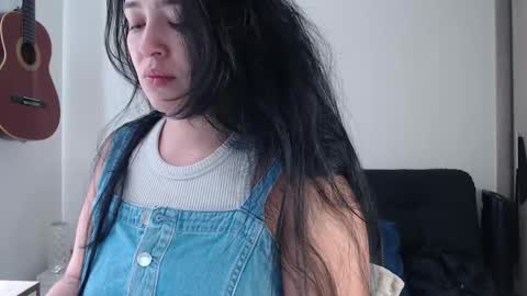 Aleska online show from March 2026 04:13:01 PM