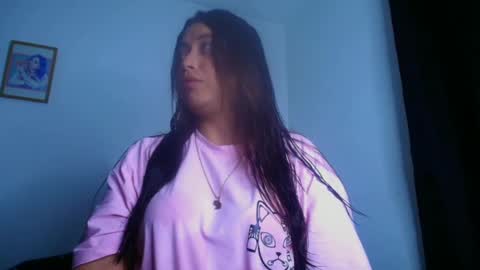 QUEEN OFF MILk  IM BACK  15 NOV online show from February 2025 02:51:02 AM