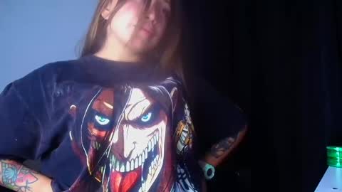 QUEEN OFF MILk  IM BACK  15 NOV online show from March 2025 01:53:02 AM