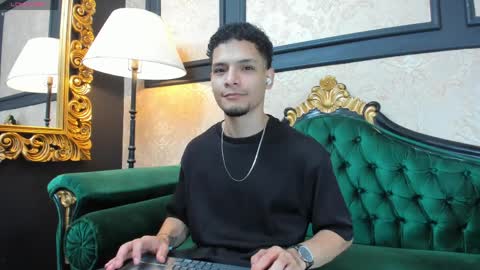 Alessandro King online show from April 2026 02:18:02 PM
