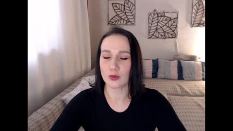 Sandra online show from April 2026 01:11:01 PM