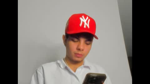 Alessandro online show from March 2026 06:19:02 AM