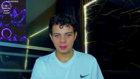 Snapshot of alessandro__777 chatting on June 2026 05:01:01 AM Alessandro online show from June 2026 05:01:01 AM