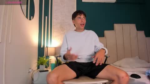 Alessandro Dybala online show from January 2025 11:59:02 AM