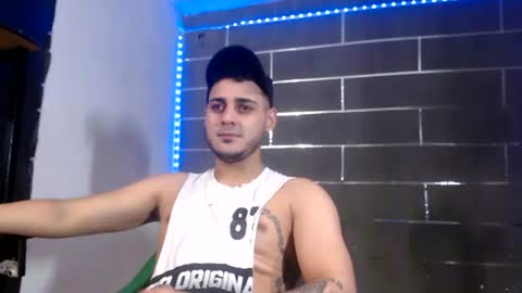 alessandro online show from July 2026 04:49:01 AM