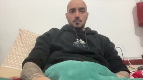 alessandromori91 online show from January 2026 09:42:01 PM