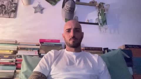 alessandromori91 online show from April 2026 11:07:02 PM