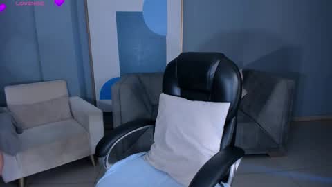 ALESSA ROMERO  online show from February 2026 08:42:02 PM