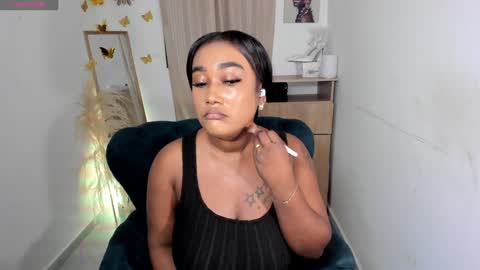 Snapshot of alessia_anderson07 chatting on February 2025 01:55:01 AM Yy  online show from February 2025 01:55:01 AM
