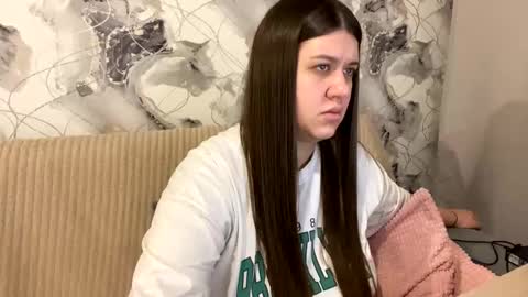 Aletta Oushen online show from February 2025 07:05:02 PM