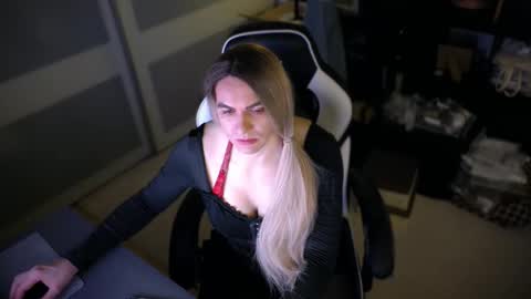 Leyla Leg online show from April 2026 07:26:02 PM