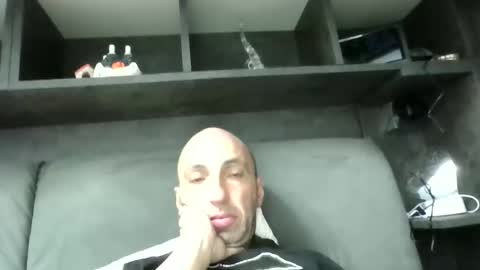 Snapshot of alex120475 chatting on February 2026 09:44:02 PM alex120475 online show from February 2026 09:44:02 PM