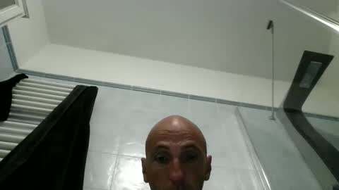 Snapshot of alex120475 chatting on April 2026 09:01:01 PM alex120475 online show from April 2026 09:01:01 PM