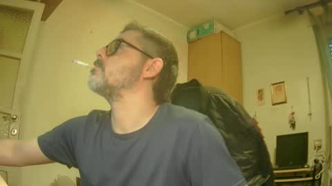 Snapshot of alex81pv1981 chatting on January 2025 12:24:02 PM alex81pv1981 online show from January 2025 12:24:02 PM