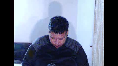 Snapshot of alex_bigclit chatting on November 2025 04:29:02 AM alex_bigclit online show from November 2025 04:29:02 AM