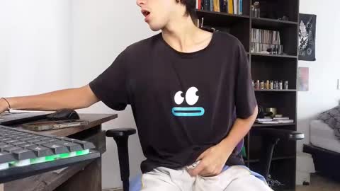 Snapshot of alex_connorr chatting on October 2025 05:47:03 PM alex_connorr online show from October 2025 05:47:03 PM