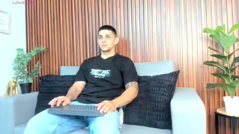 alex online show from February 2026 11:37:01 AM