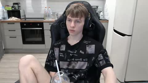 Alex online show from February 2025 06:40:02 PM