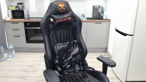 Alex online show from February 2025 04:15:01 AM