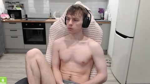 Snapshot of alex_gotcha chatting on February 2026 01:33:01 AM Alex online show from February 2026 01:33:01 AM