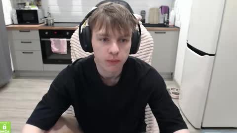 Snapshot of alex_gotcha chatting on February 2026 10:02:02 PM Alex online show from February 2026 10:02:02 PM