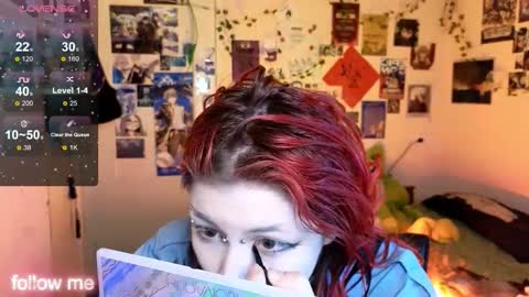 alex_howell online show from November 2025 07:54:01 PM