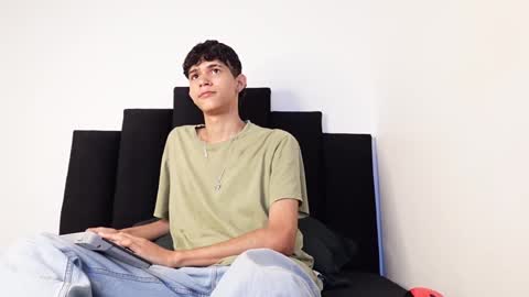 alex_mark_ online show from October 2025 02:17:02 PM