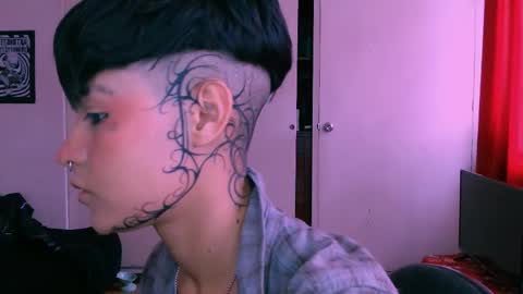 Alex online show from December 2025 07:32:01 PM