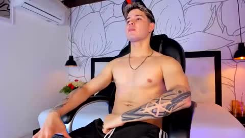 Alex  online show from May 2026 07:55:02 PM