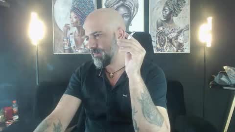 Alex Saints online show from November 2025 07:18:01 PM