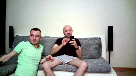 Alex and Tobey online show from October 2025 01:12:02 AM