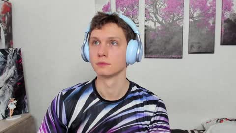 Snapshot of alex_wandhot chatting on February 2025 06:13:01 AM Alex WandHot online show from February 2025 06:13:01 AM