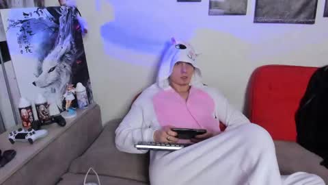 Snapshot of alex_wandhot chatting on March 2025 04:00:02 PM Alex WandHot online show from March 2025 04:00:02 PM